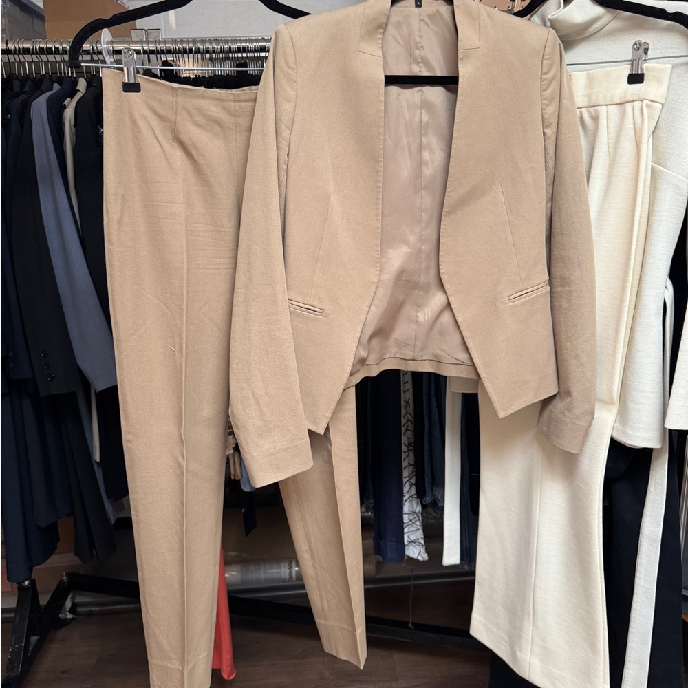 Theory Beige Open-Front Blazer and Slim Trousers